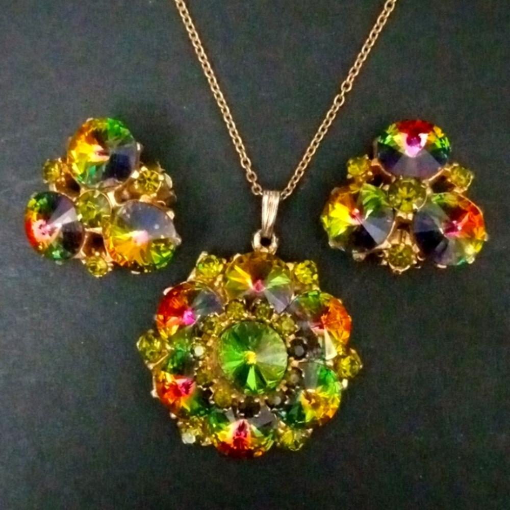 Vintage Jolee Necklace Earring Rivoli Set